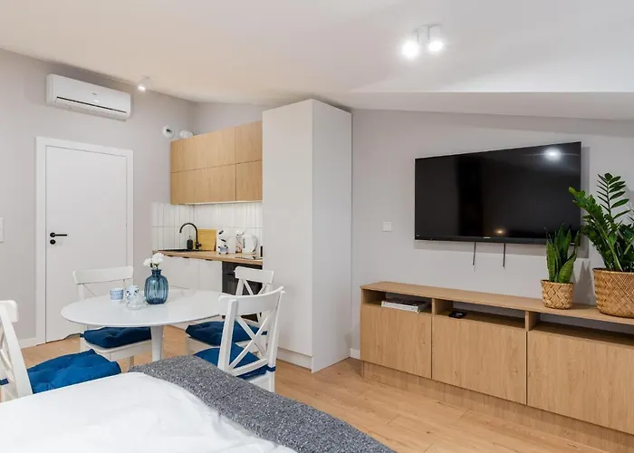 Czarnowiejska 21a By Homeprime